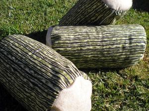 log-pillow