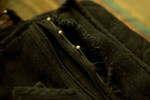 mending-zipper