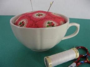 teacup_pincushion00