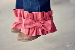 Ruffle-And-Bow-Pant-Leg-Tutorial