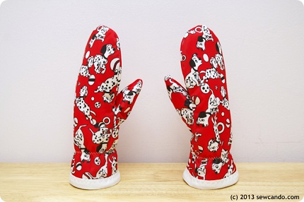 Snow Mittens Dalmatians