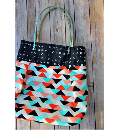 Pleated tote with a secret pocket