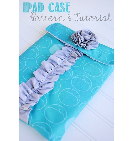 Tutorial: Ruffled iPad sleeve with a fabric flower