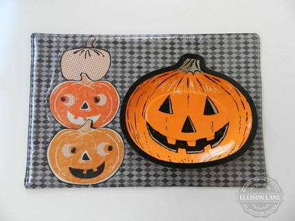 Tutorial: Wipe-clean appliqued Halloween placemats