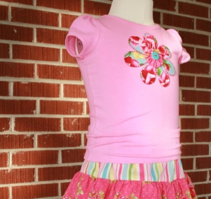 Tutorial: Blanket stitch flower applique t-shirt