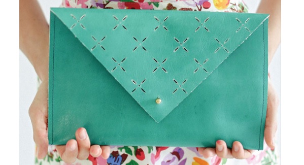 Tutorial: Leather cut out clutch purse