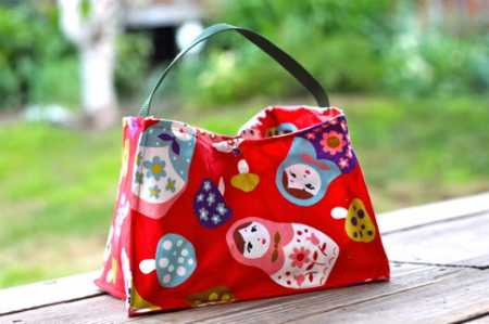 lined lunch tote