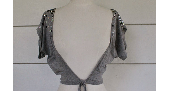 Tutorial: Remake a t-shirt into a tie-front bolero