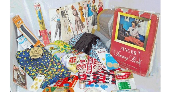 A 1950s vintage sewing swag giveaway