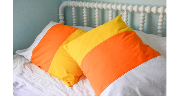 Tutorial: Candy corn color blocked pillowcase