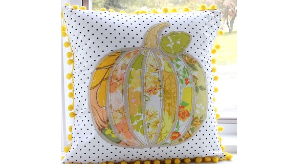 vintagepumpkinfallpillow