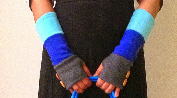 Tutorial: Color blocked fingerless gloves