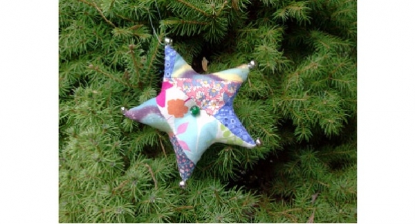 Tutorial: Patchwork fabric star ornament