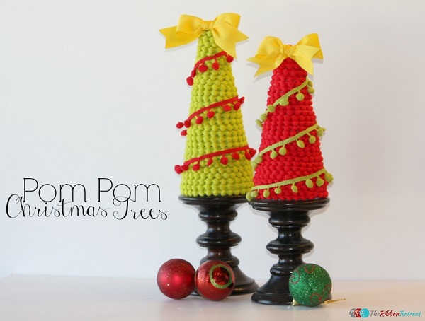 Tutorial: No-sew pom pom Christmas trees