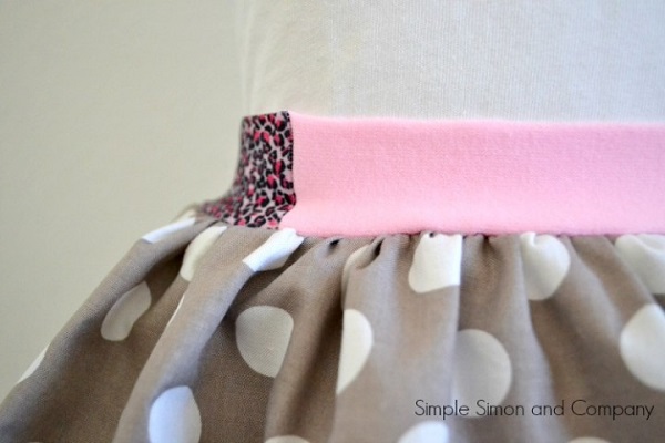 Tutorial: Use dollar store headbands to make an exposed elastic waistband