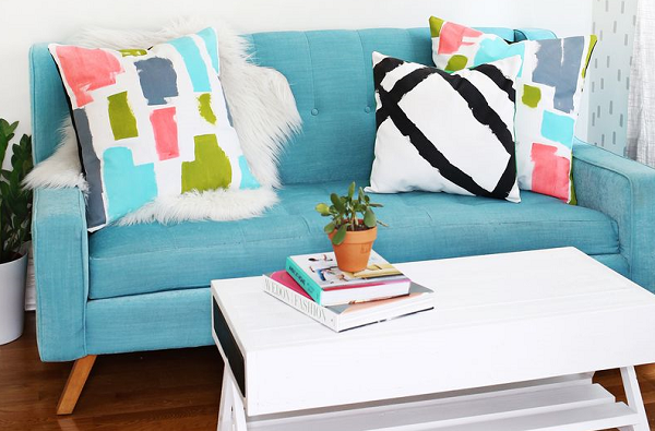 Tutorial: Abstract painted pillow covers