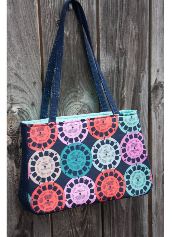 Free pattern: Baker Street Bag