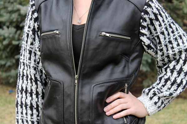 Tutorial: Sweater biker jacket mash-up