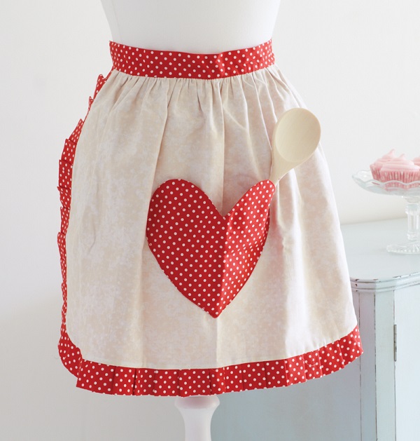 Tutorial: Retro style sweetheart apron