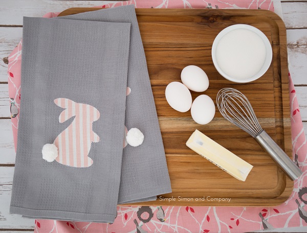 Tutorial: Pom pom bunny kitchen towels