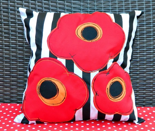 Tutorial: Pretty Poppy Pillow