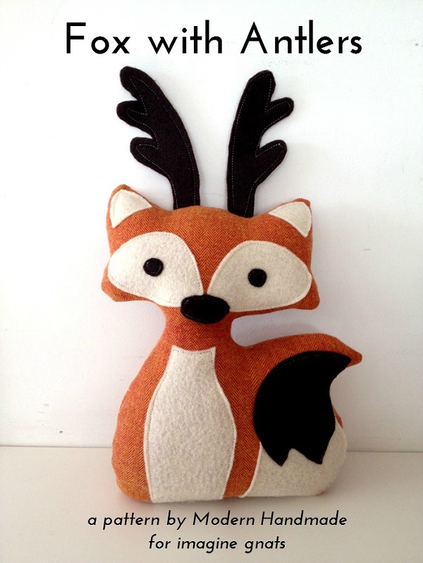 Free pattern: Fox softie with antlers