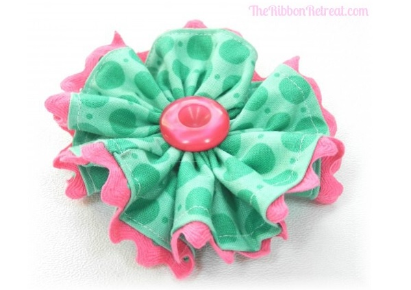 Tutorial: Ric rac and fabric flower