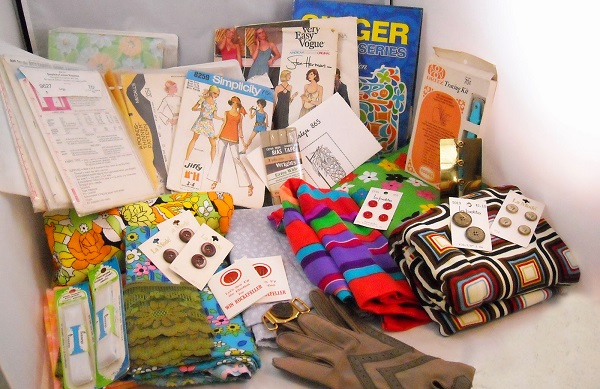 1970s sewing bundle giveaway