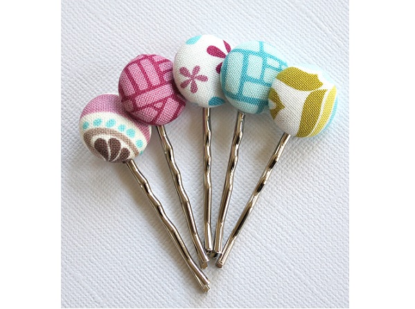 Tutorial: Covered button hair pins