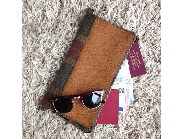 Tutorial: Leather and tweed travel wallet