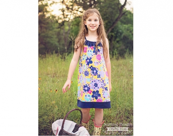 Free pattern: Girls Easy Breezy Halter Dress