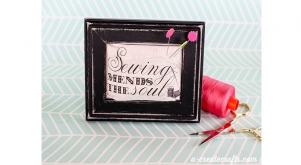 Tutorial: Framed sewing quote pincushion