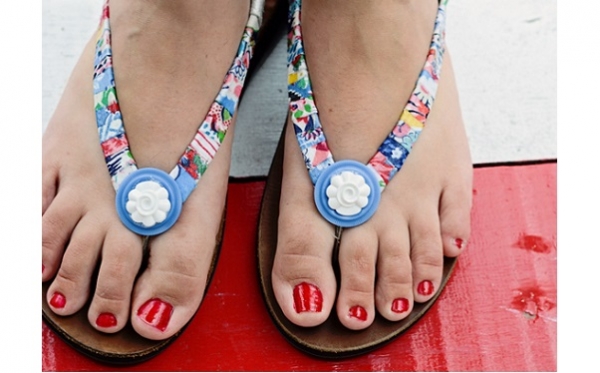 Tutorial: Scrap fabric wrapped flip flops