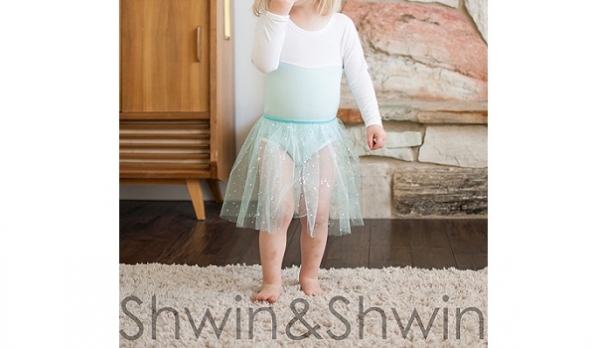 Free pattern: Elsa-inspired dance outfit for little girls