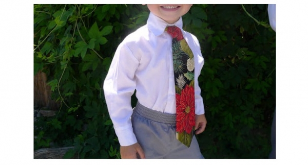 Free pattern: Little boy's neck tie