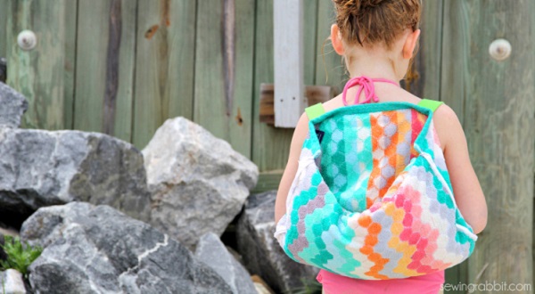 Tutorial: Easy towel backpacks