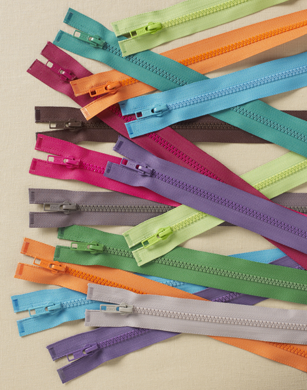 How to choose the right zipper for your sewing project