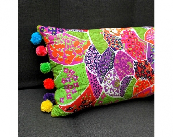 Tutorial: Vintage scarf lumbar pillow