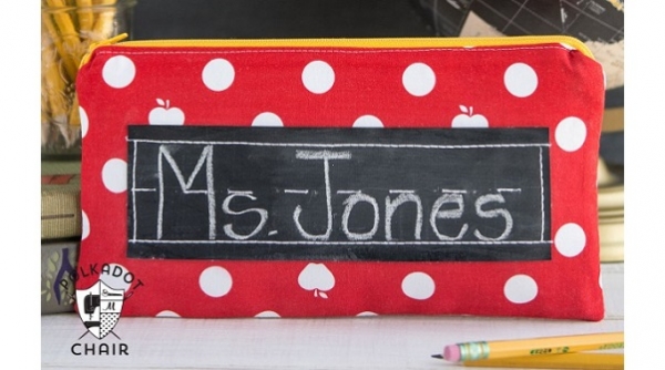 Tutorial: Back-to-school pencil pouch with chalkboard handwriting panel