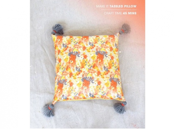 Tutorial: Easy peasy tassel pillow