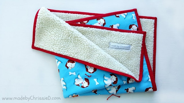 Tutorial: Hand tied snuggle blanket