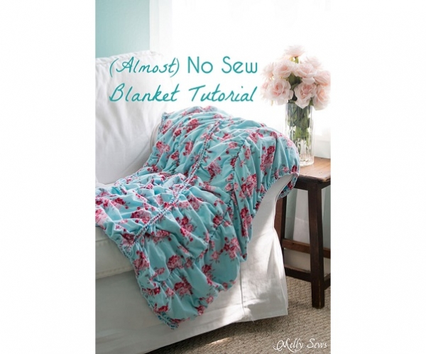 Tutorial: Almost no-sew ruched blanket