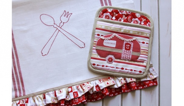 Free pattern: Vintage camper kitchen set