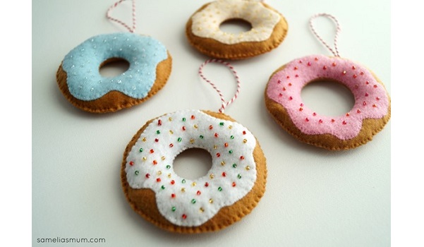 Tutorial: Sprinkle donut Christmas ornament