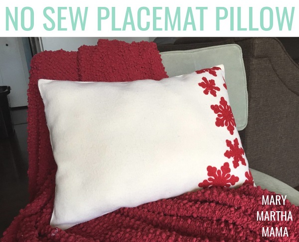 Tutorial: No-sew pillow from a placemat