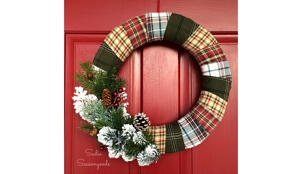 Tutorial: Easy plaid flannel holiday wreath