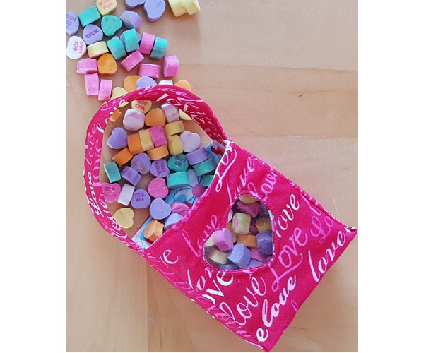 Tutorial: Heart window Valentine's treat bag