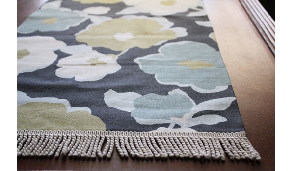 Tutorial: 20-minute no-sew table runner