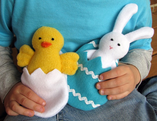 Free pattern: Chick and bunny Spring Friends softies