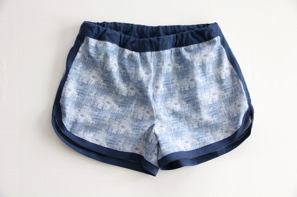 Free pattern: Women's jogging shorts